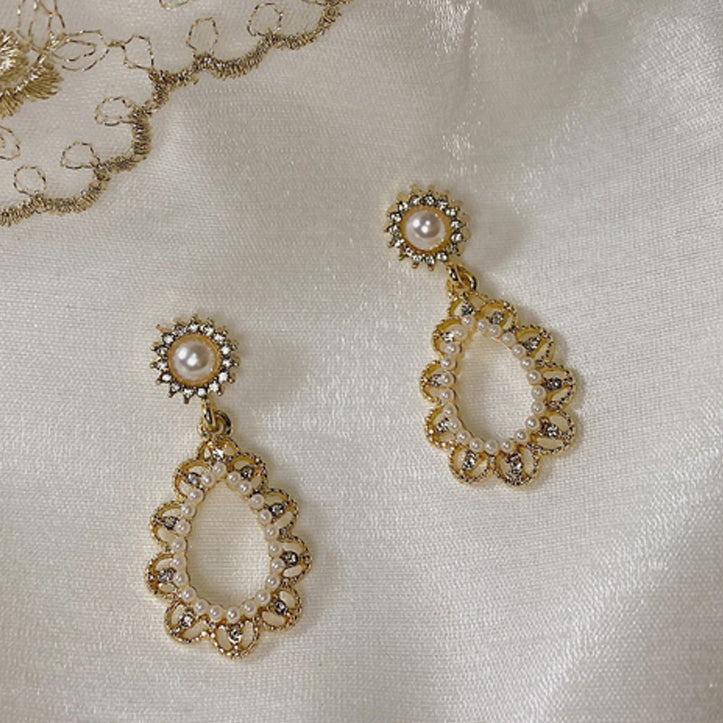 French Vintage Court Style Pearl Earrings