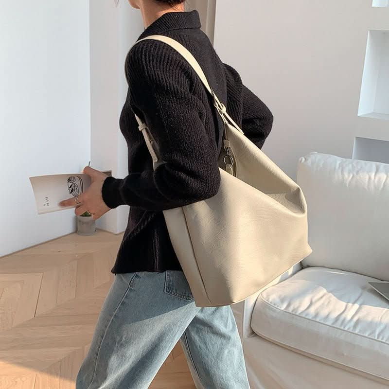 PUFFYPOUCH – Soft PU Leather Dumpling Tote for a Playful, Chic Look